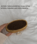 Vario kūno šepetys sauso kūno masažo ritualui.